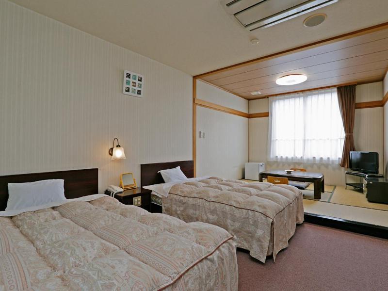 芦ノ牧温泉　芦ノ牧プリンスホテル 会津若松市 部屋 写真